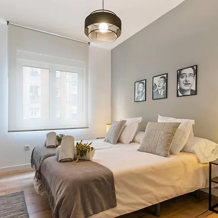 Dali, Espectacular Apartamento, Escritorio Y Wifi Gijón