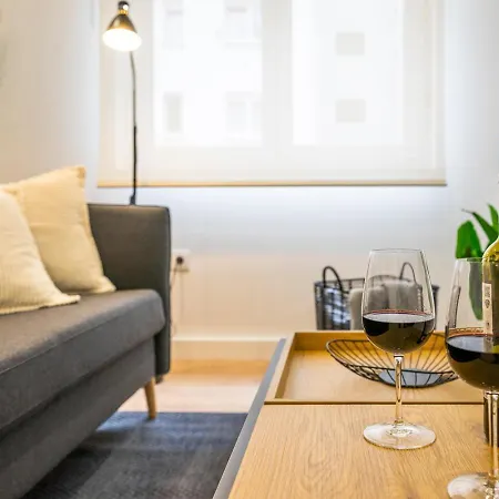 Dali, Espectacular Apartamento, Escritorio Y Wifi * Хихон